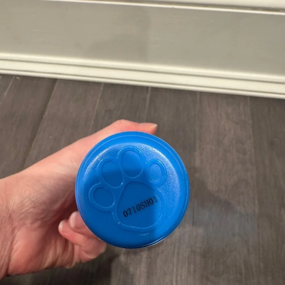Blue’s Clues Josh, Blue & Magenta Vibrant Red and Blue Learning Microphone Toy